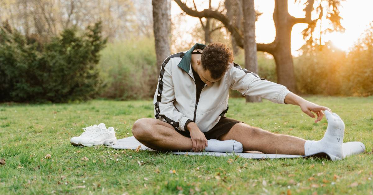 Can a Chiropractor Fix Rib Flare? Here’s What You Need To Know
